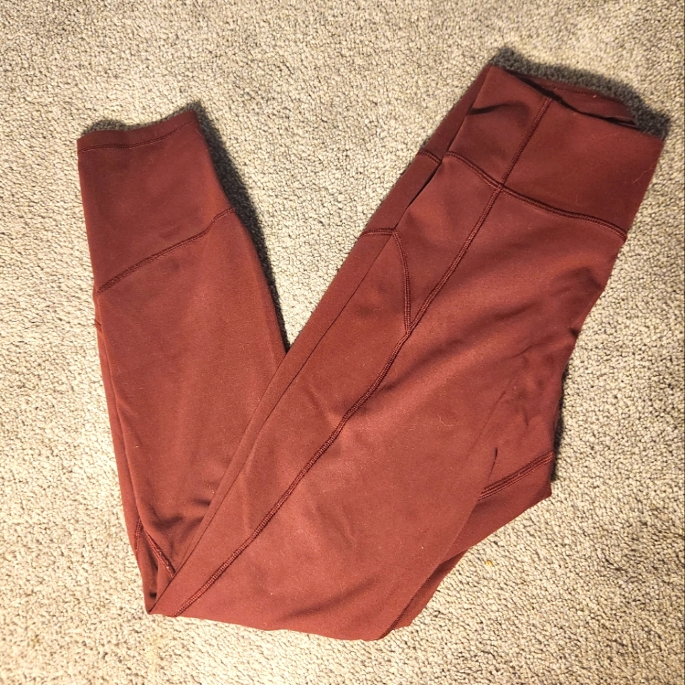 Lululemon crop leggings size 6 wine color